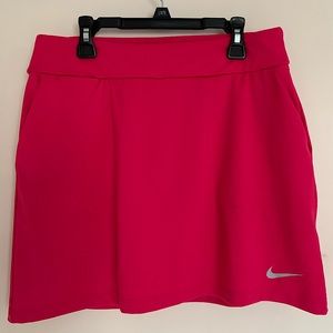 Nike bright pink spot skirt